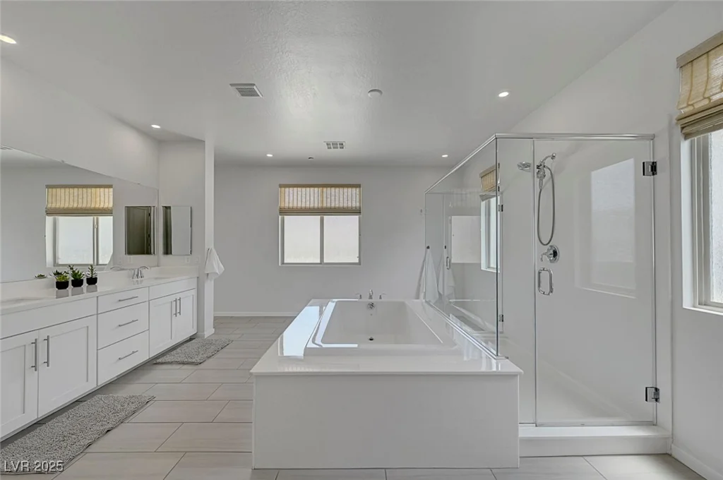 734 Glowing Horizon, Henderson, NV 89052