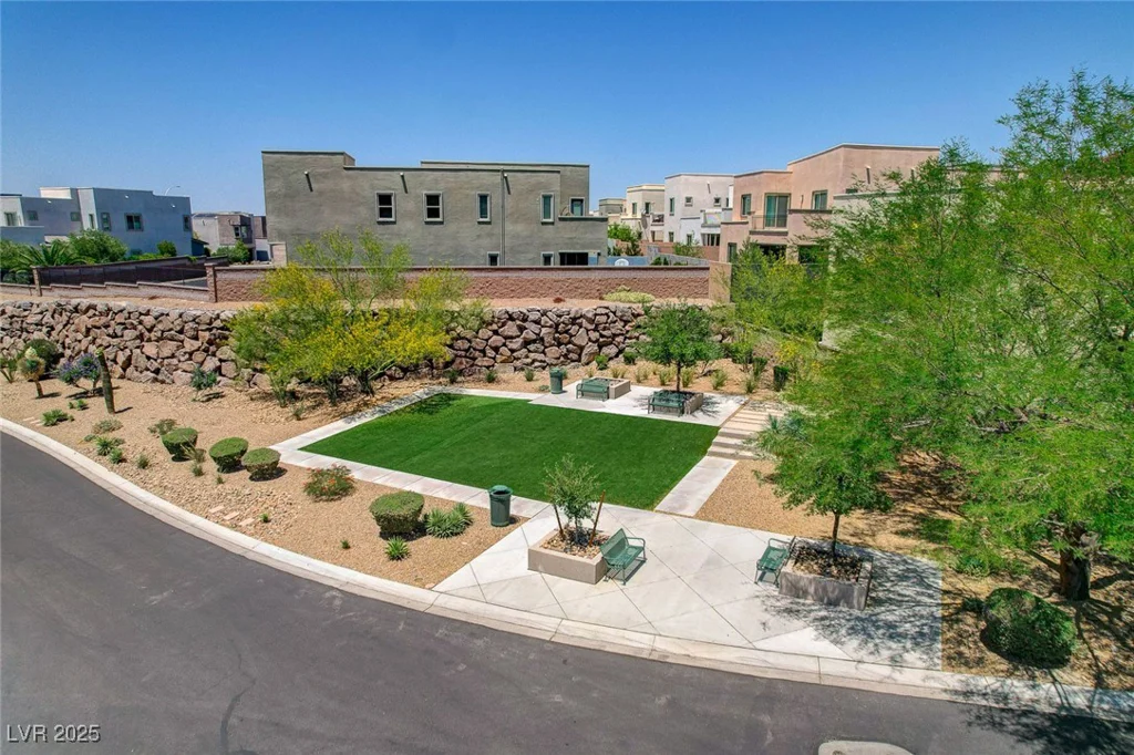 734 Glowing Horizon, Henderson, NV 89052