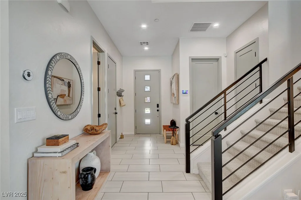 734 Glowing Horizon, Henderson, NV 89052