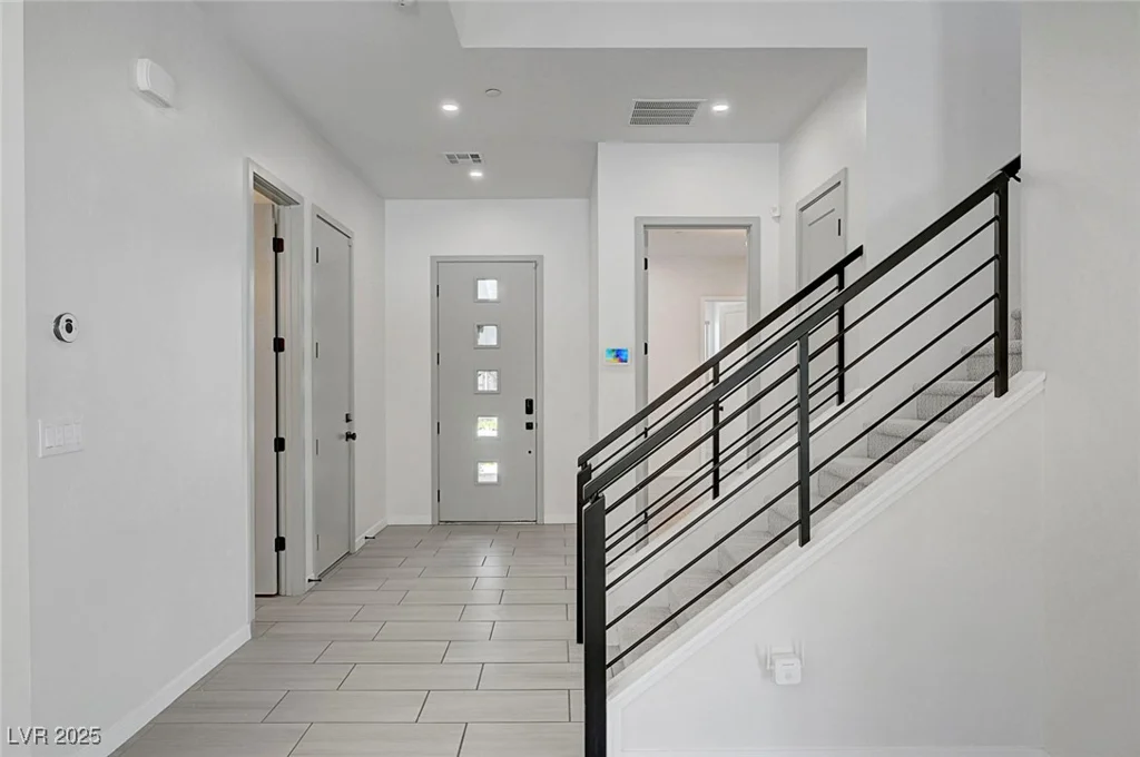 734 Glowing Horizon, Henderson, NV 89052