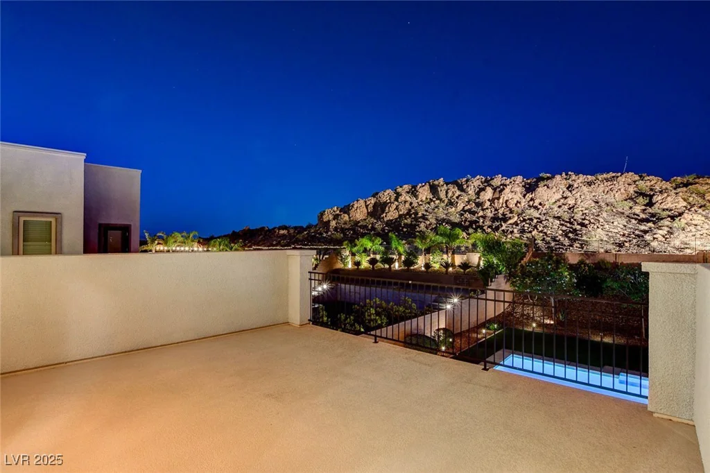 734 Glowing Horizon, Henderson, NV 89052