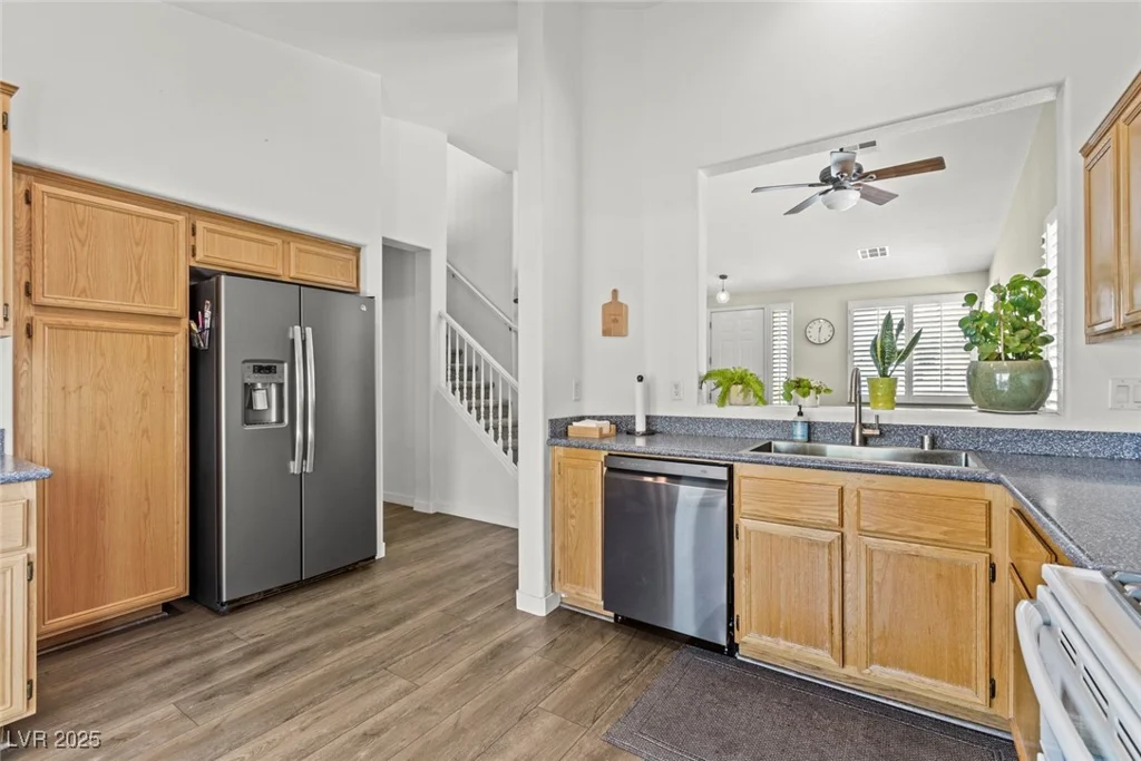 10352 Natural Springs, Las Vegas, NV 89129