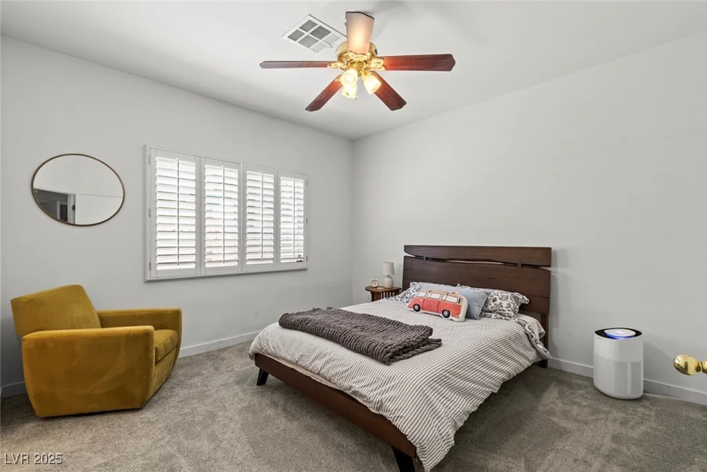 10352 Natural Springs, Las Vegas, NV 89129