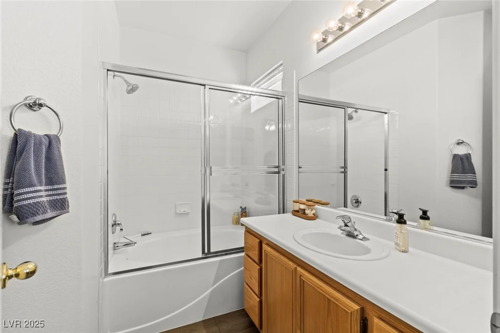 10352 Natural Springs, Las Vegas, NV 89129