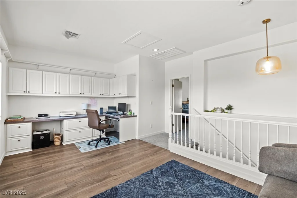 10352 Natural Springs, Las Vegas, NV 89129