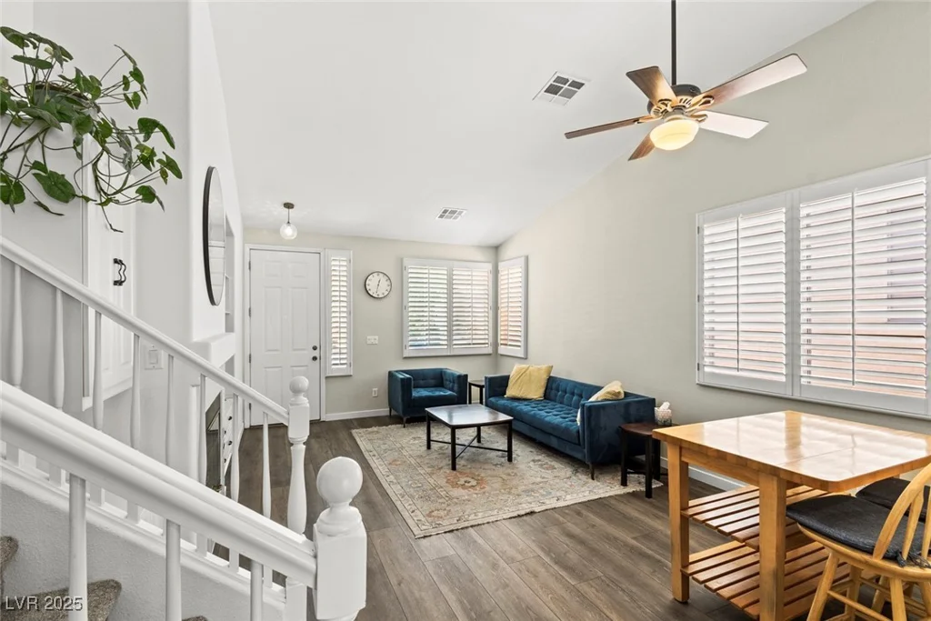 10352 Natural Springs, Las Vegas, NV 89129