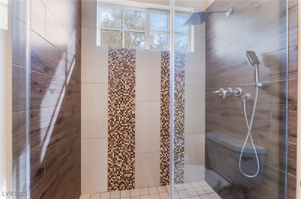 8605 Trianon, Las Vegas, NV 89145