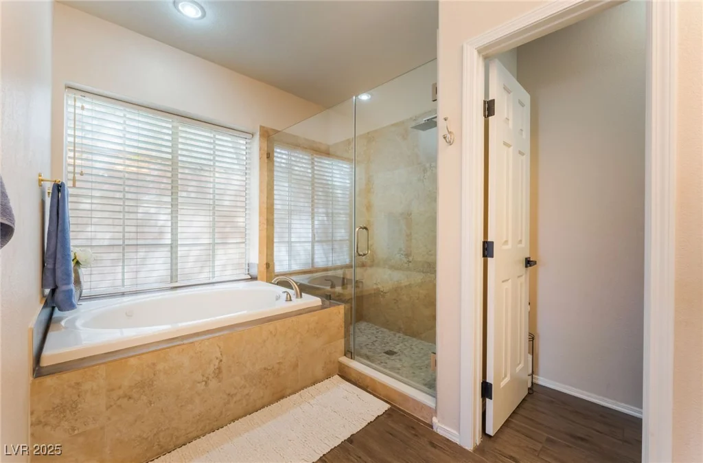 8605 Trianon, Las Vegas, NV 89145