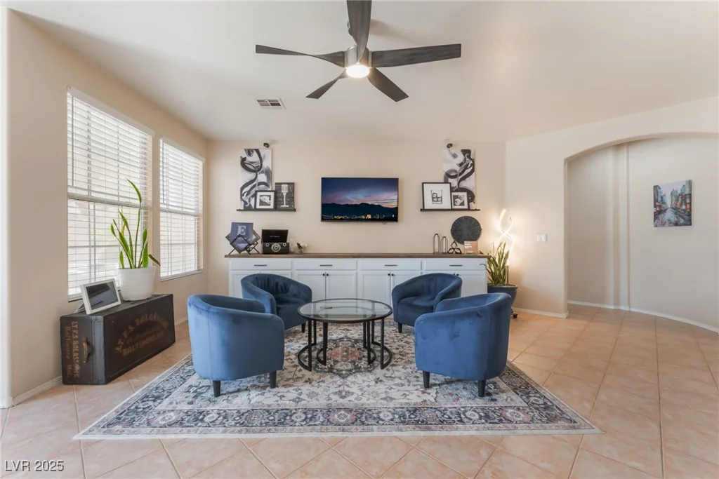 8605 Trianon, Las Vegas, NV 89145