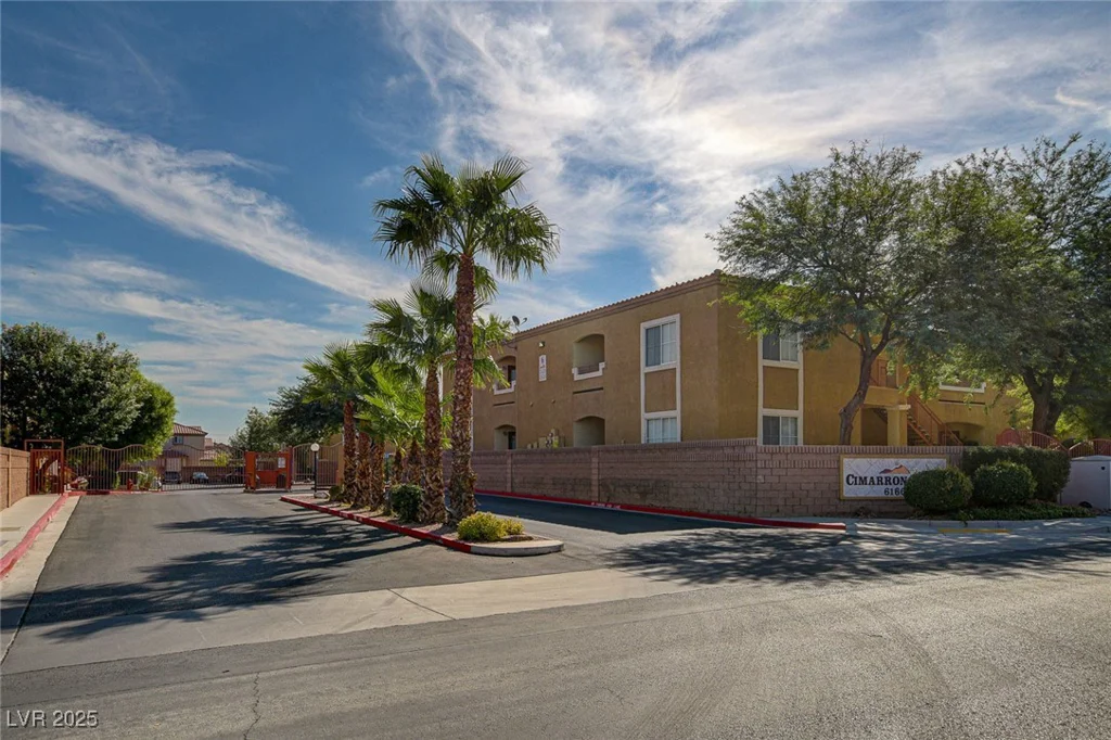 6160 Rumrill, Las Vegas, NV 89113