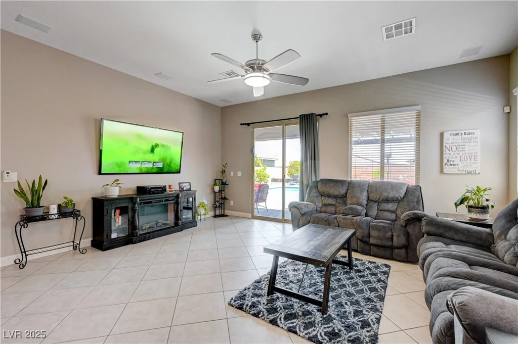 4523 Herbert River, Las Vegas, NV 89141