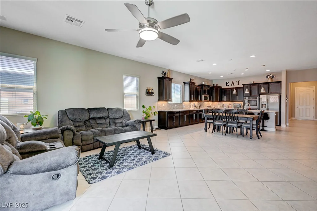 4523 Herbert River, Las Vegas, NV 89141