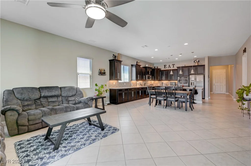 4523 Herbert River, Las Vegas, NV 89141
