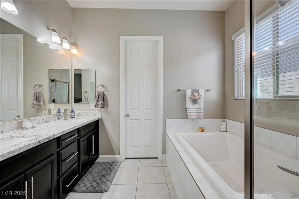 4523 Herbert River, Las Vegas, NV 89141