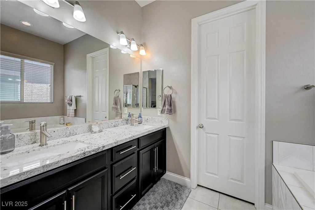 4523 Herbert River, Las Vegas, NV 89141