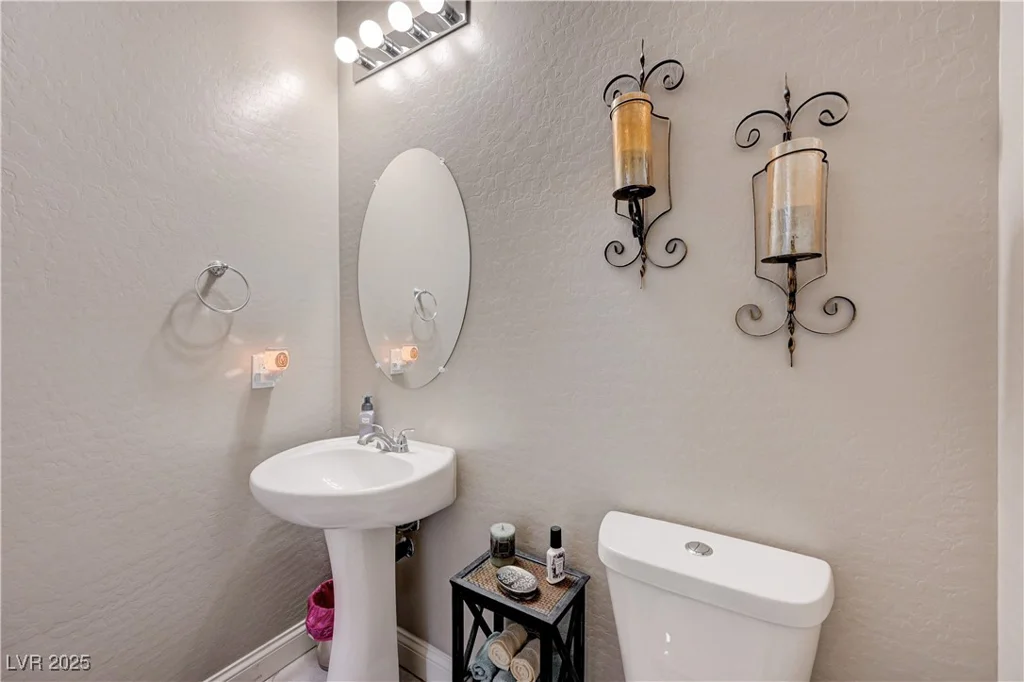 4523 Herbert River, Las Vegas, NV 89141