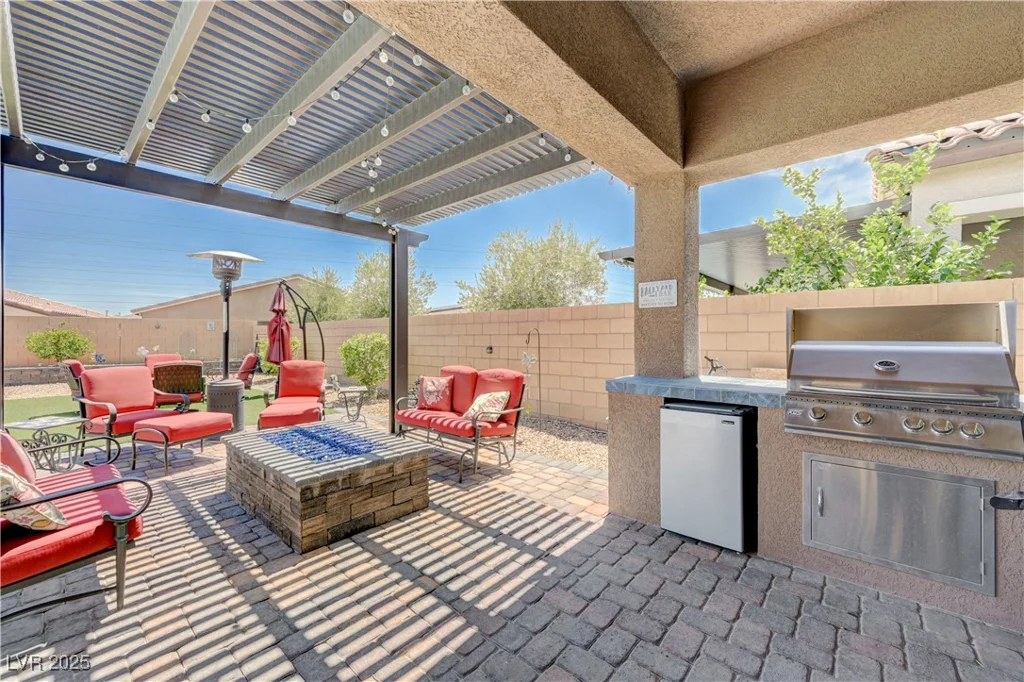 4523 Herbert River, Las Vegas, NV 89141