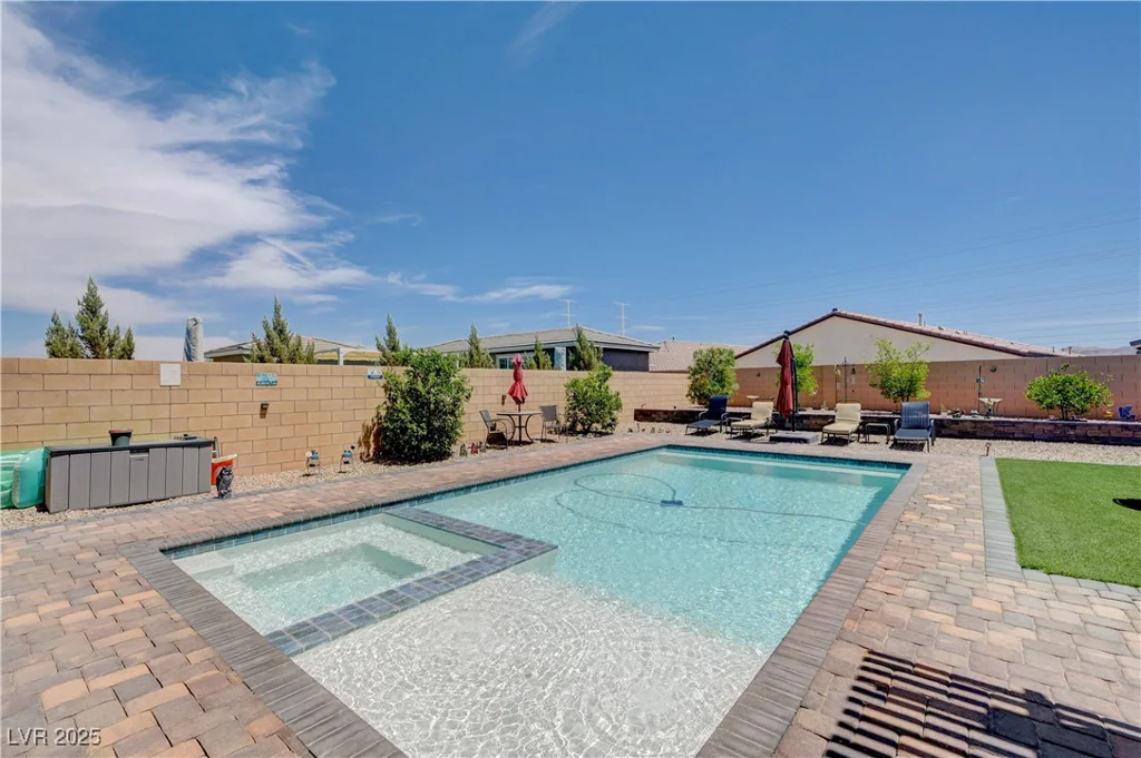4523 Herbert River, Las Vegas, NV 89141