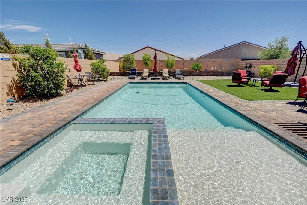 4523 Herbert River, Las Vegas, NV 89141