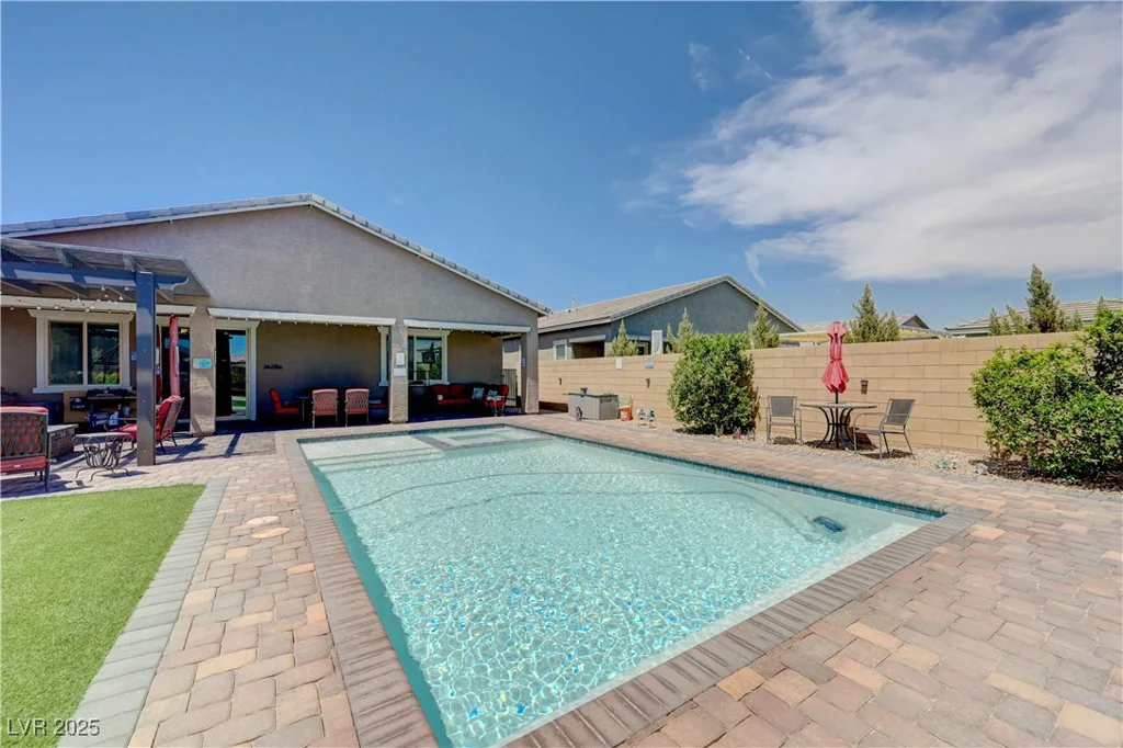 4523 Herbert River, Las Vegas, NV 89141