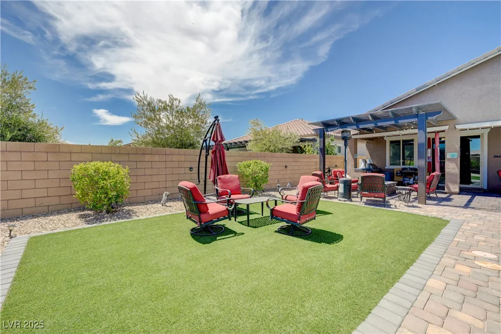 4523 Herbert River, Las Vegas, NV 89141