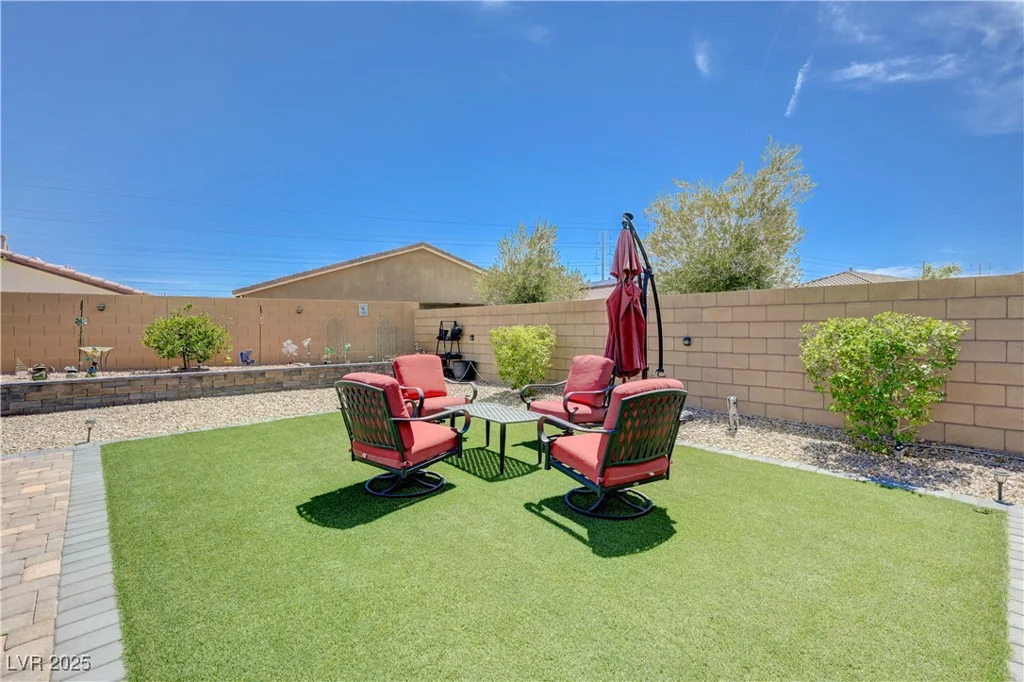 4523 Herbert River, Las Vegas, NV 89141