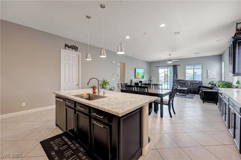 4523 Herbert River, Las Vegas, NV 89141