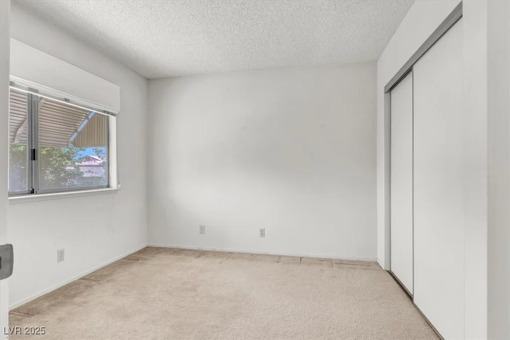 6817 Neepawa, Las Vegas, NV 89108