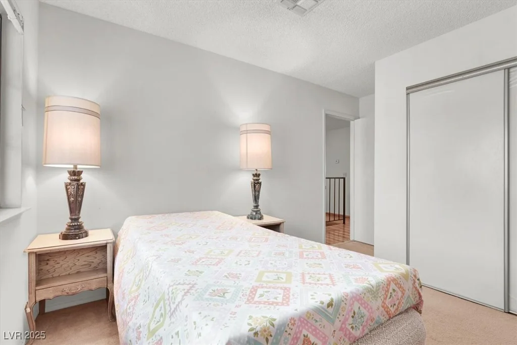 6817 Neepawa, Las Vegas, NV 89108