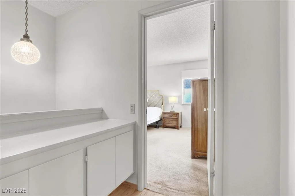 6817 Neepawa, Las Vegas, NV 89108