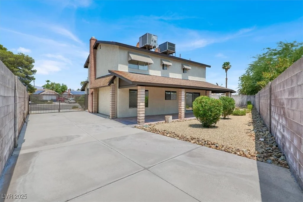 6817 Neepawa, Las Vegas, NV 89108