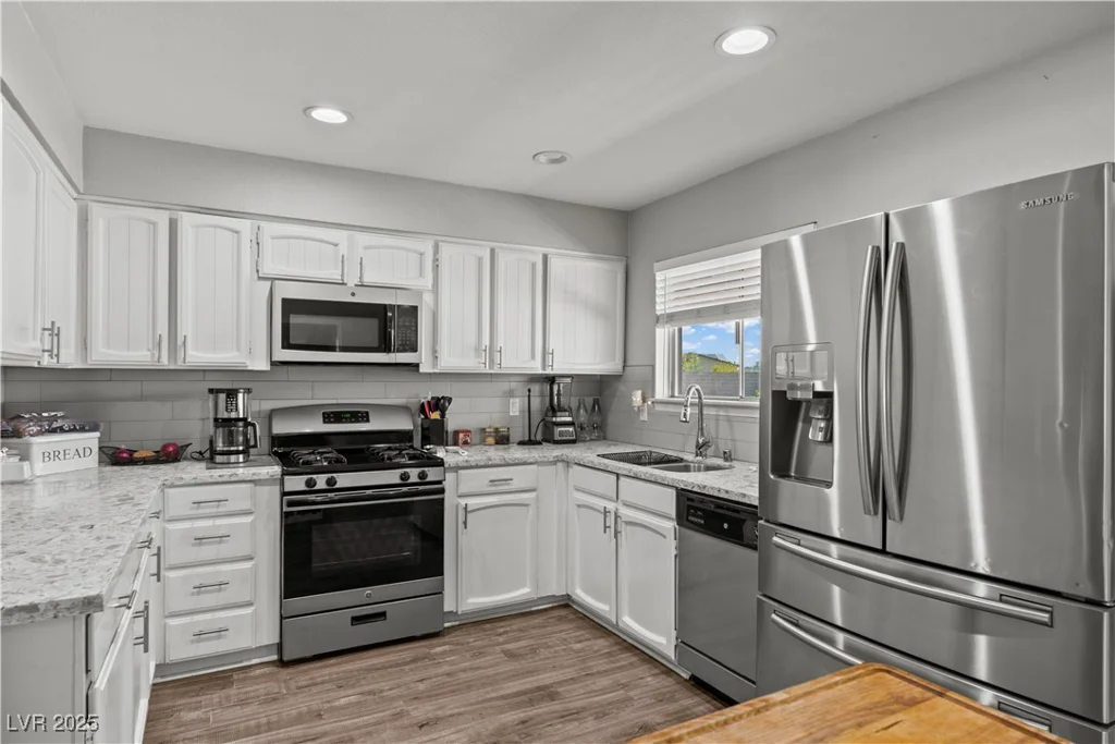 2821 Moon, Las Vegas, NV 89120