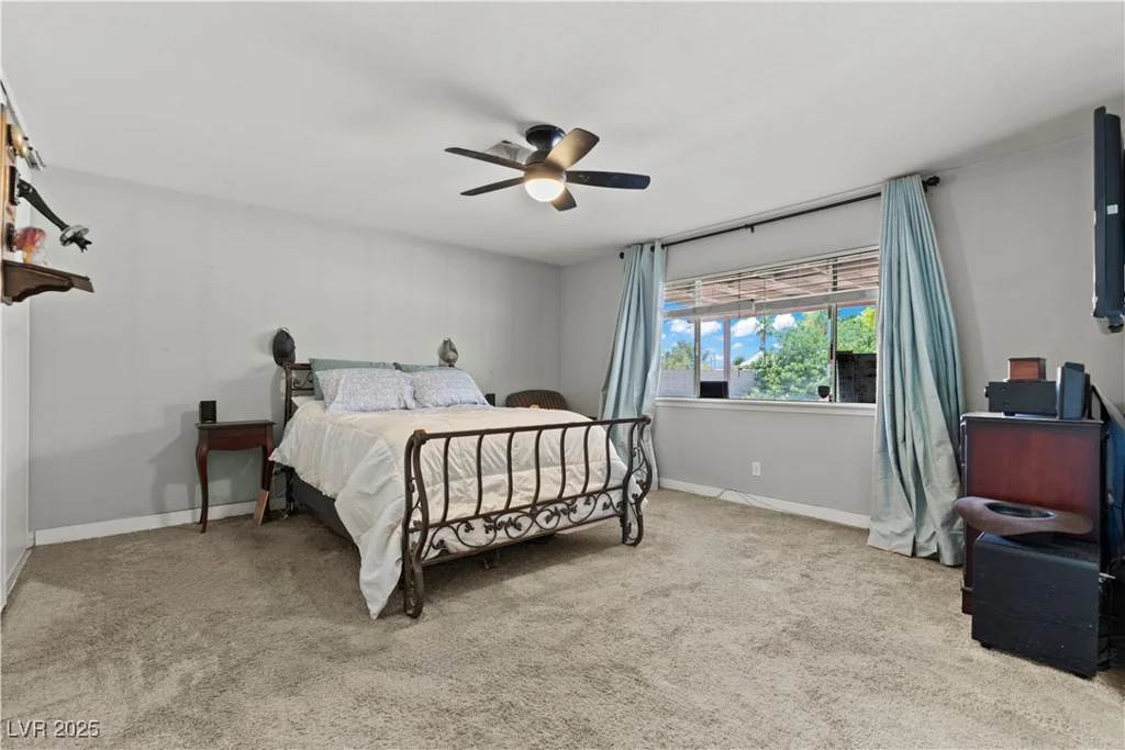2821 Moon, Las Vegas, NV 89120
