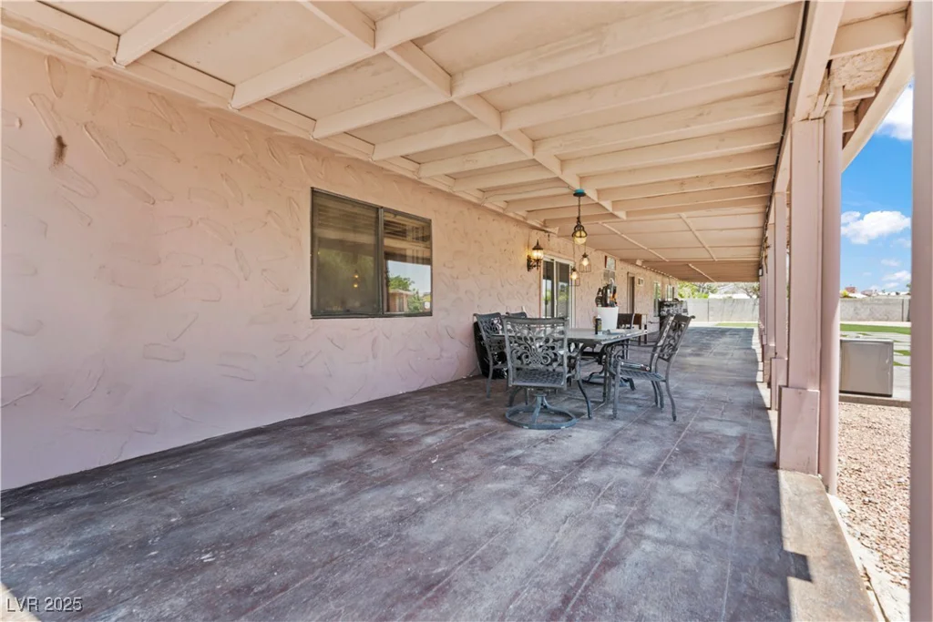 2821 Moon, Las Vegas, NV 89120