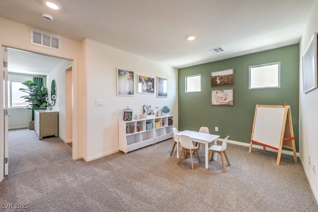 1413 Gable Falls, North Las Vegas, NV 89084