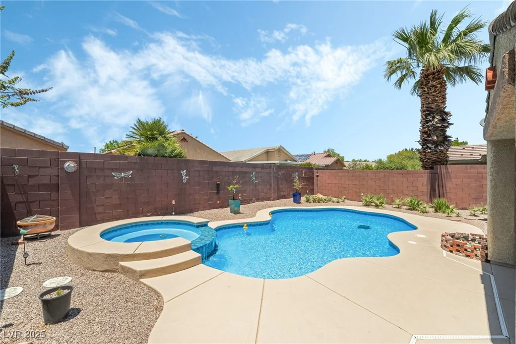 3495 Eagle Bend, Las Vegas, NV 89122