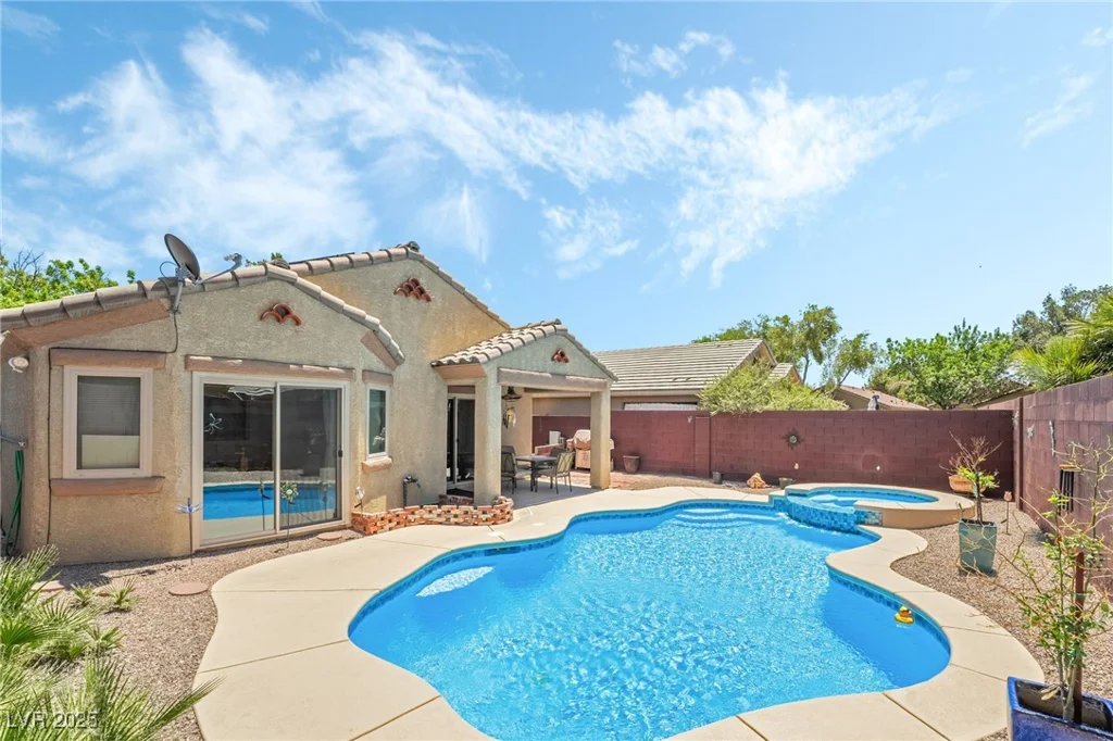 3495 Eagle Bend, Las Vegas, NV 89122