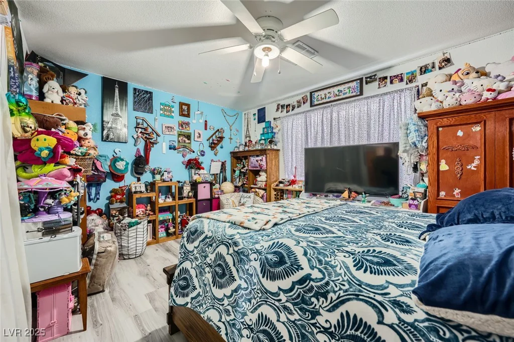 6616 Celeste, Las Vegas, NV 89107