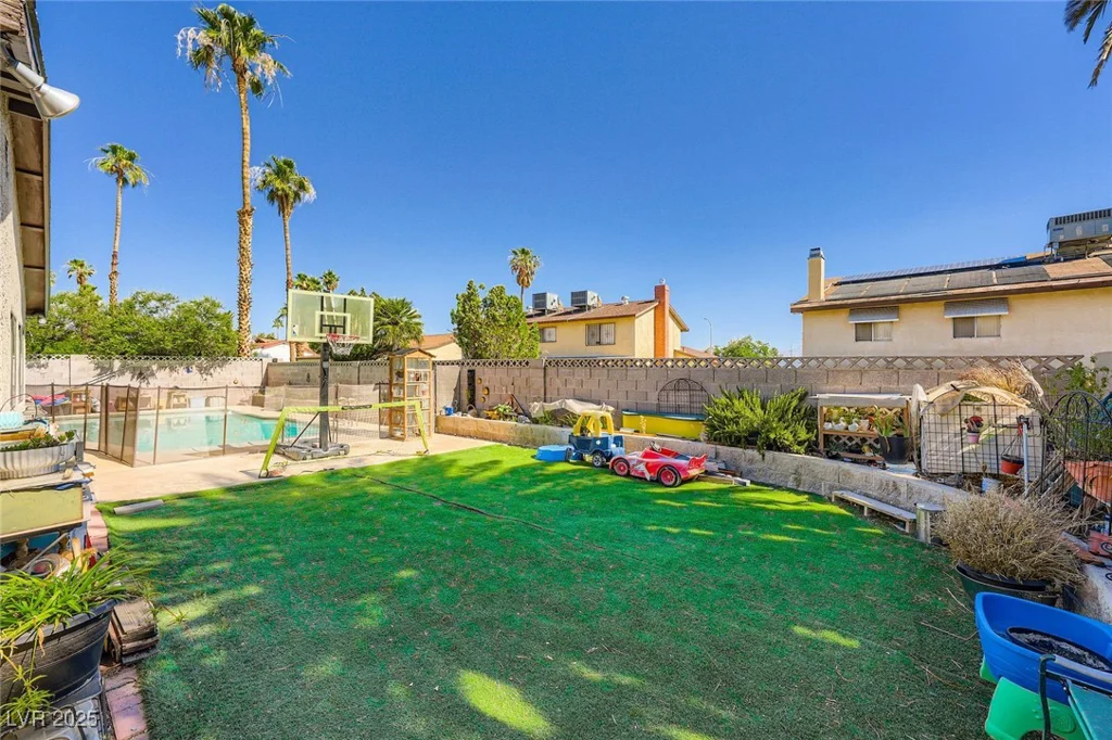 6616 Celeste, Las Vegas, NV 89107