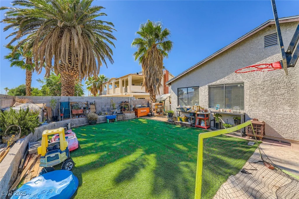 6616 Celeste, Las Vegas, NV 89107