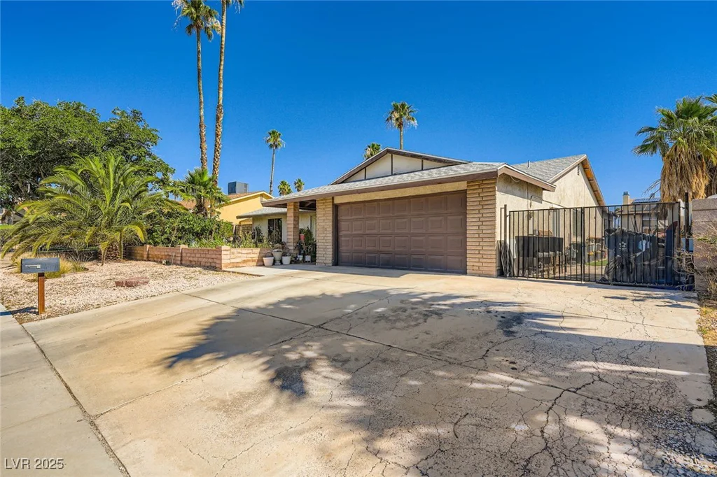 6616 Celeste, Las Vegas, NV 89107
