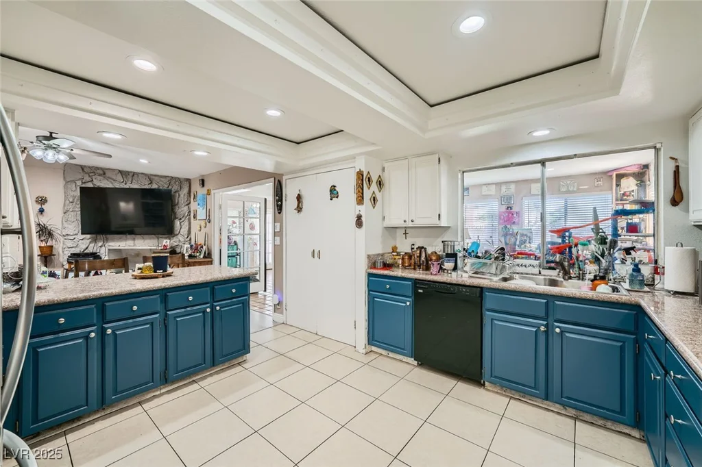 6616 Celeste, Las Vegas, NV 89107