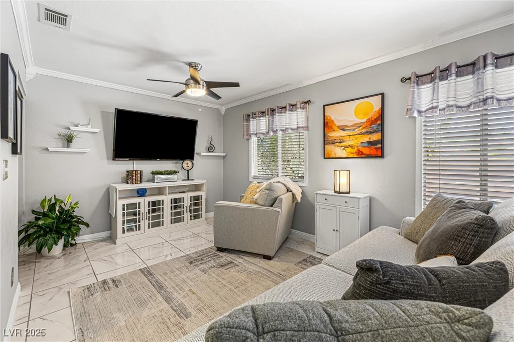 2042 Maple Springs, Henderson, NV 89002