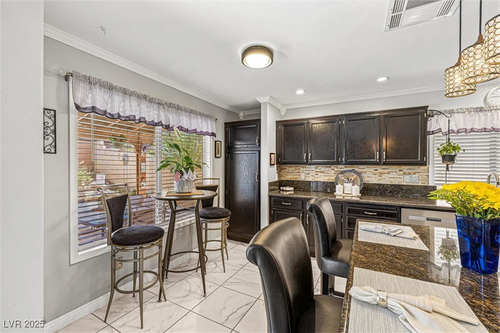 2042 Maple Springs, Henderson, NV 89002