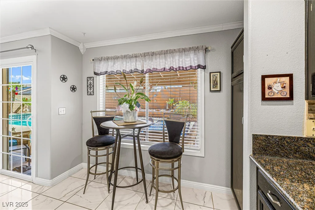 2042 Maple Springs, Henderson, NV 89002