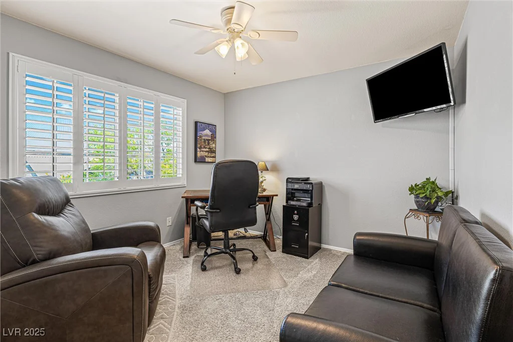2042 Maple Springs, Henderson, NV 89002