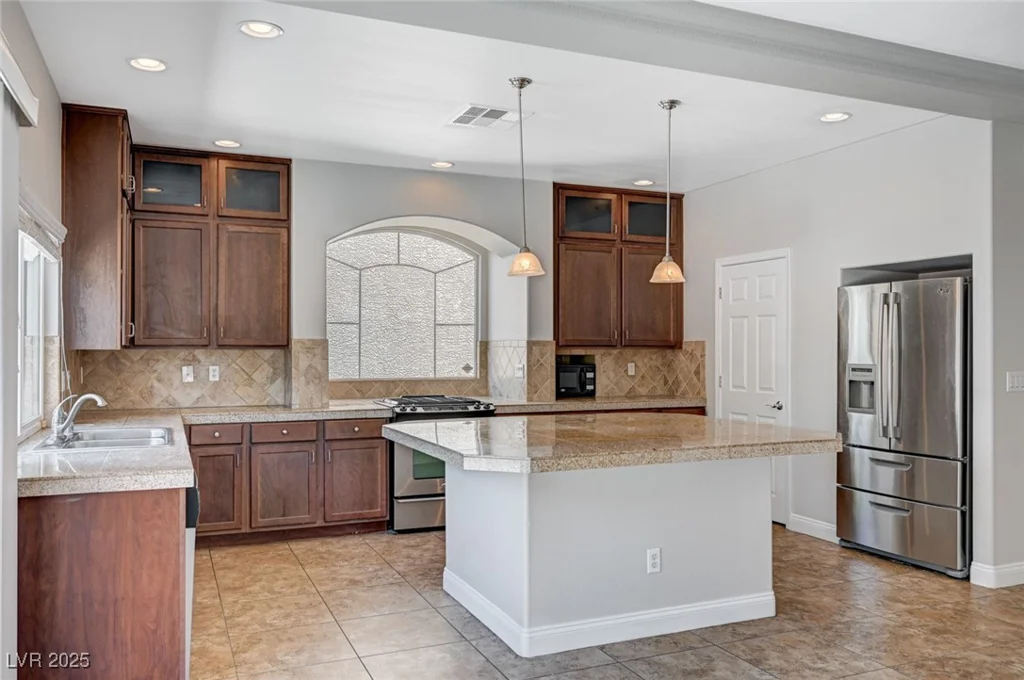6564 Baroque, Las Vegas, NV 89139