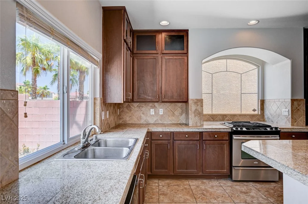 6564 Baroque, Las Vegas, NV 89139