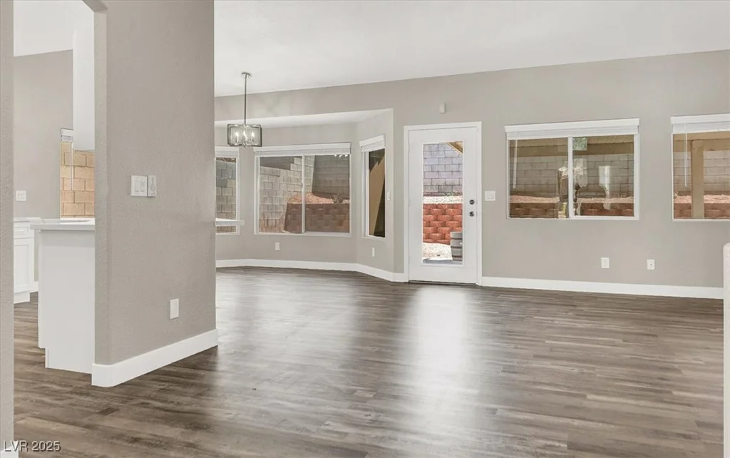 531 Coolidge, Henderson, NV 89015