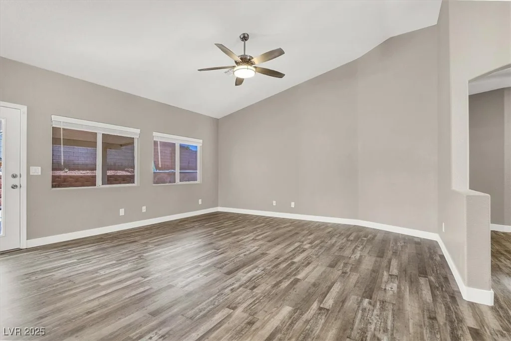 531 Coolidge, Henderson, NV 89015